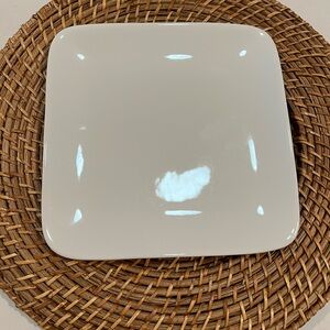 Crate & Barrel White 8 Inch Square Salad, Dessert Appetizer Plate
